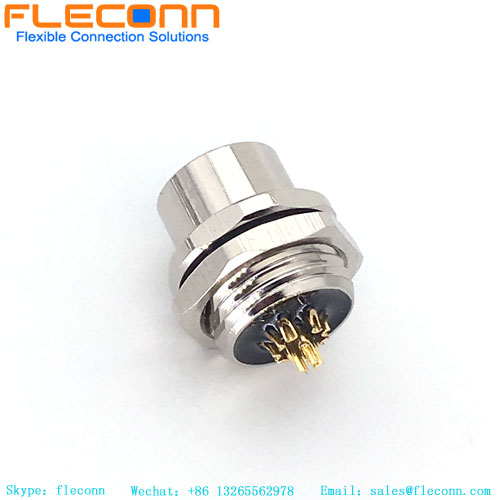 Connettore per montaggio a pannello con filettatura di fissaggio posteriore M12 a 8 poli