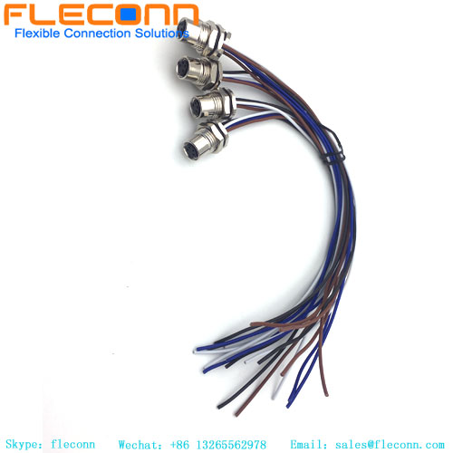 Connettore M8 femmina per montaggio a pannello fissato frontalmente con fili singoli